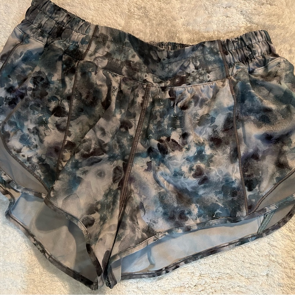 lululemon athletica Women's Athletic Shorts in Blue and Black Print
